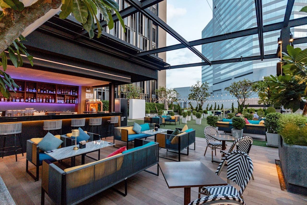 212 Rooftop Bar rooftop in Ratchada / Huai Khwang, Bangkok