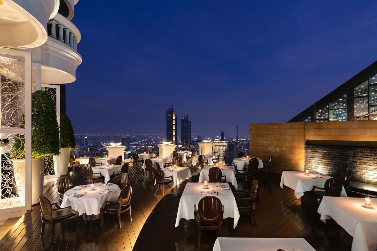Breeze rooftop in Silom / Riverside, Bangkok
