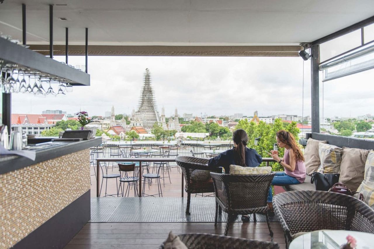 Eagle Nest Bar rooftop in Old Town / Riverside, Bangkok