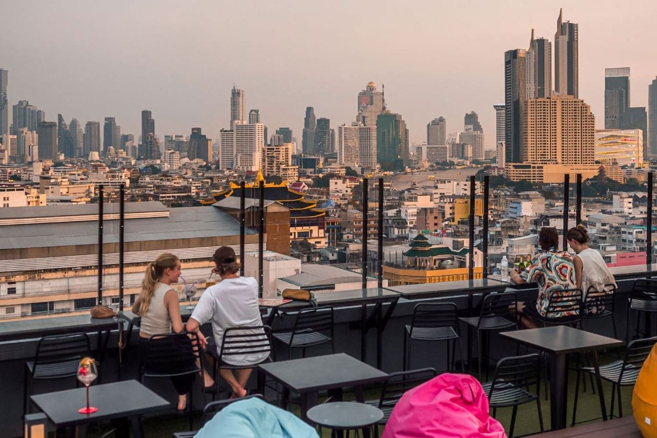 GenZ Bar & Bistro rooftop in Chinatown / Yaowarat, Bangkok