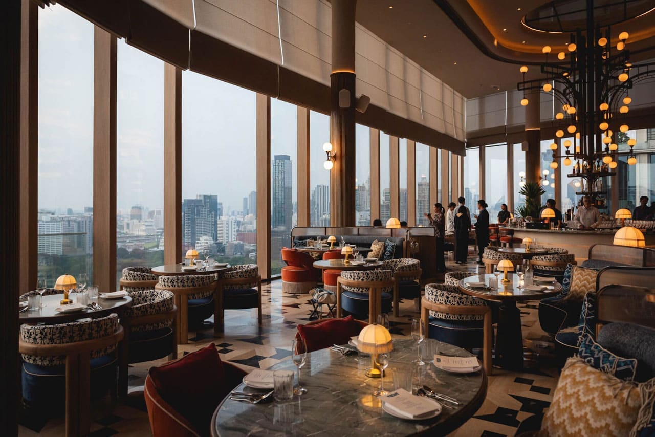 Piscari rooftop bar in Lumphini / Wireless Road, Bangkok
